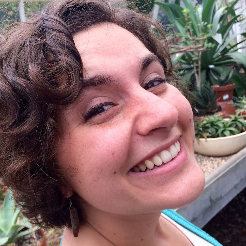 Meet your Posher, Kayla